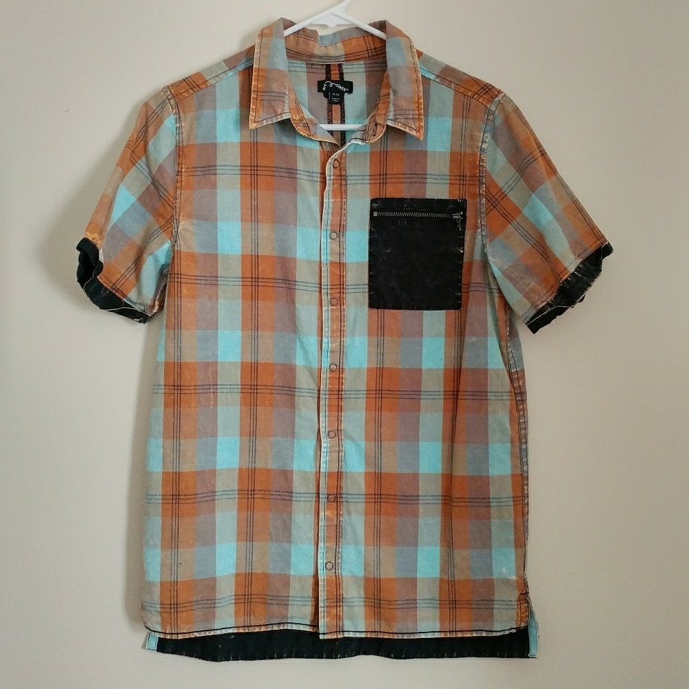 NWOT Distressed Snap Down